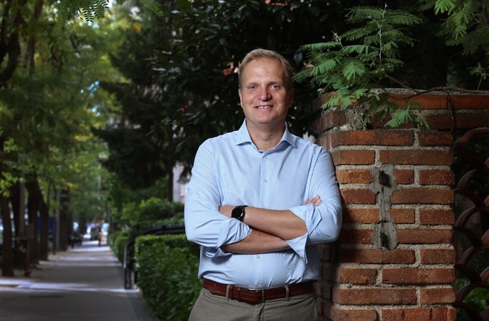 giovanni giacomini es un personal shopper inmobiliario en madrid que ofrece servicios de asesor inmobiliario del comprador